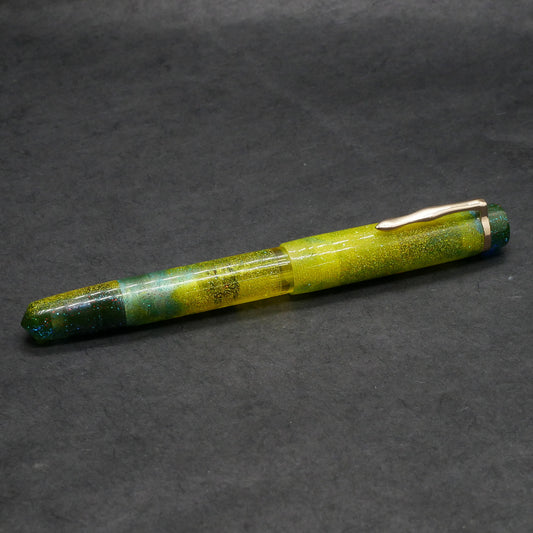 Knickerbocker - Medium - D Squared Arts Acid Bath resin, yellow acrylic window - cast clip - piston - Bock #8 nib