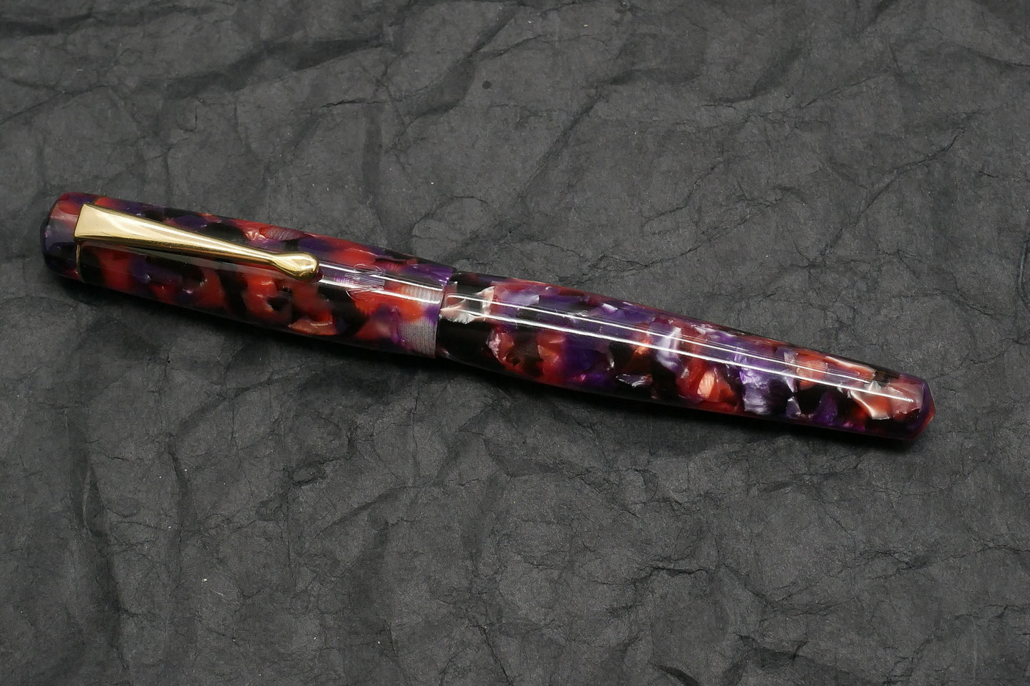 Elizabethan - Small– Flowery cellulose acetate - clip - #6 nib