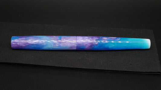 Townsend - Small – D Squared Glacial Peaks- #6 nib