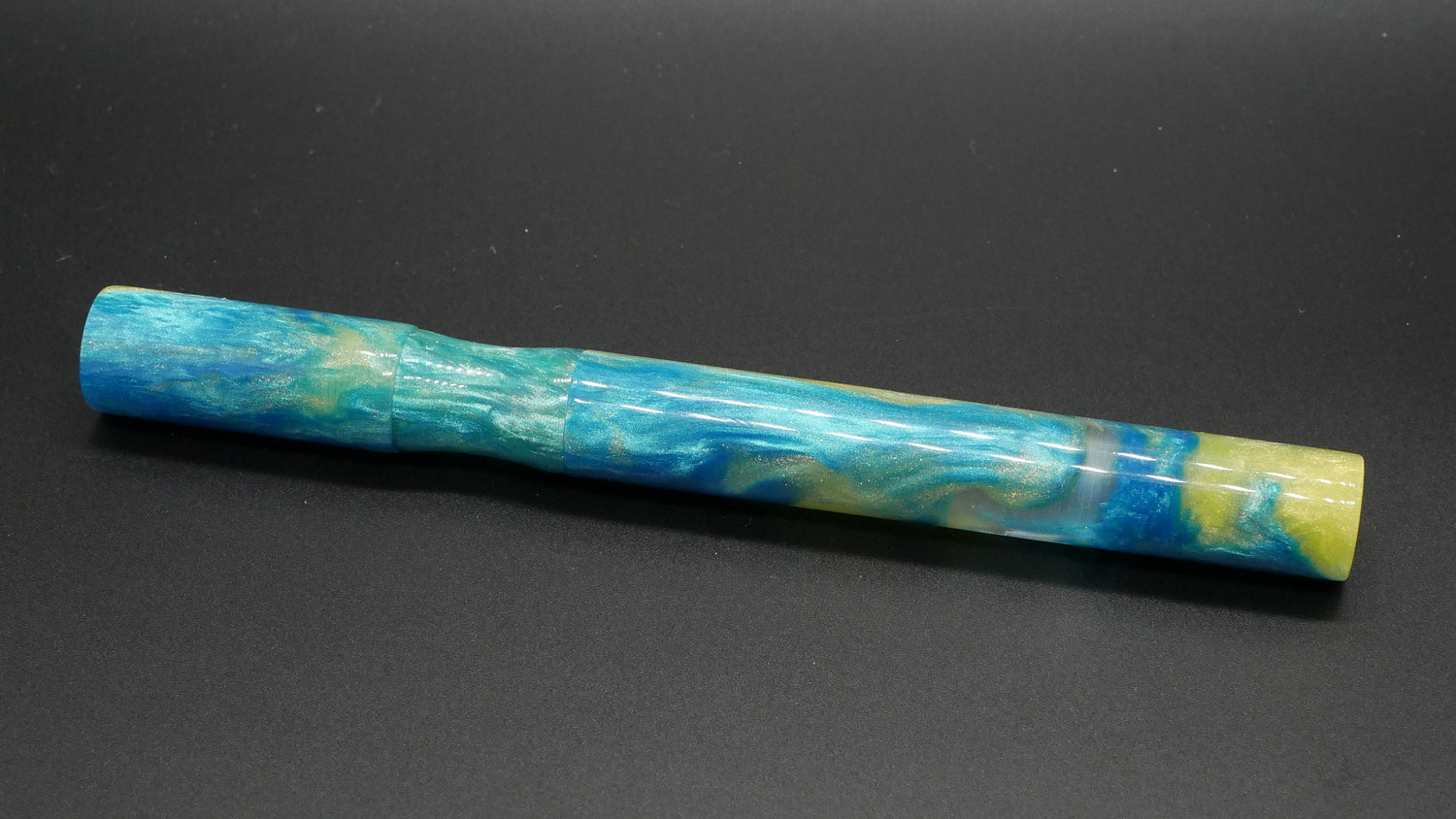 Hale - Small - D Squared Southern Fish Fry resin -Bock #6 nib