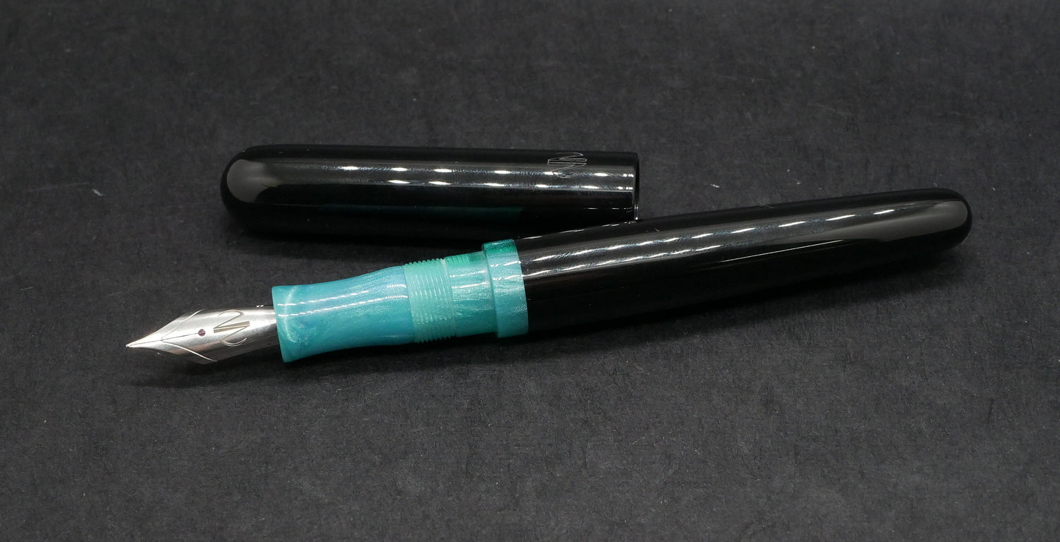 Majestic -Small – Black acrylic and D Squared deep Bermuda resin- #6 nib