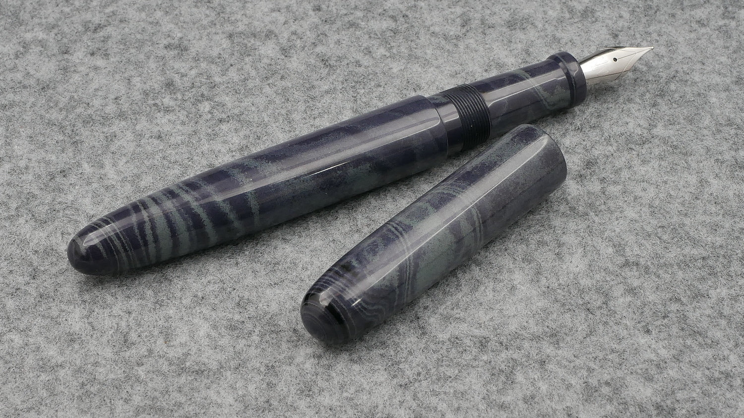 Majestic - Large - Nikko purple gray marble ebonite - Jowo #6 nib
