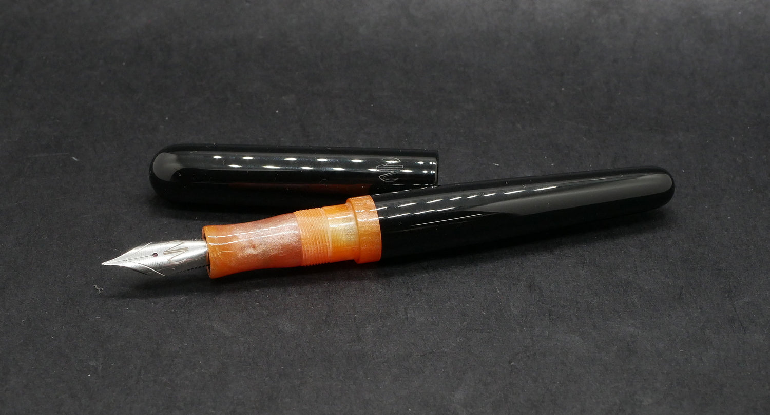 Majestic -Small – Black acrylic and D Squared Arkansas Sunset resin- #6 nib