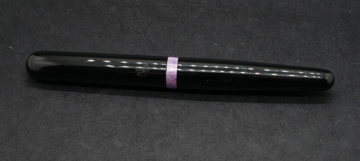 Majestic -Small – Black acrylic and D Squared Glacial Borealis resin- #6 nib