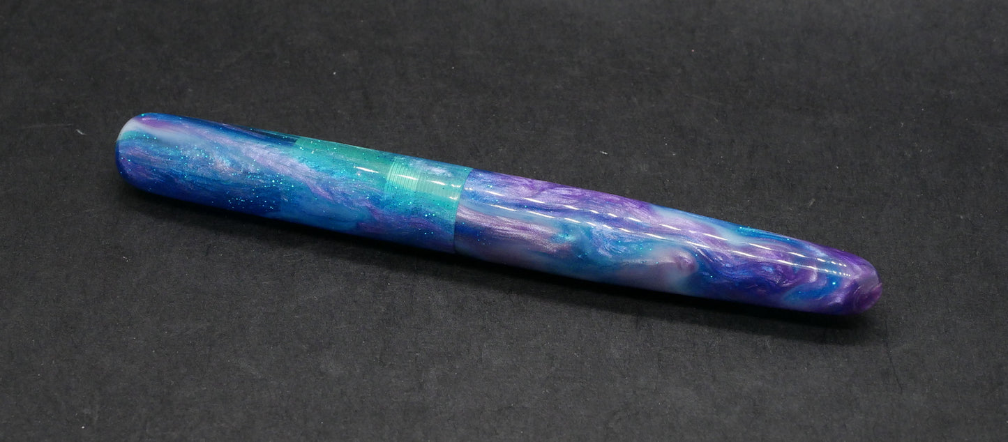 Majestic - Medium - D Squared Glacial Teal Borealis resin TWO - #6 nib