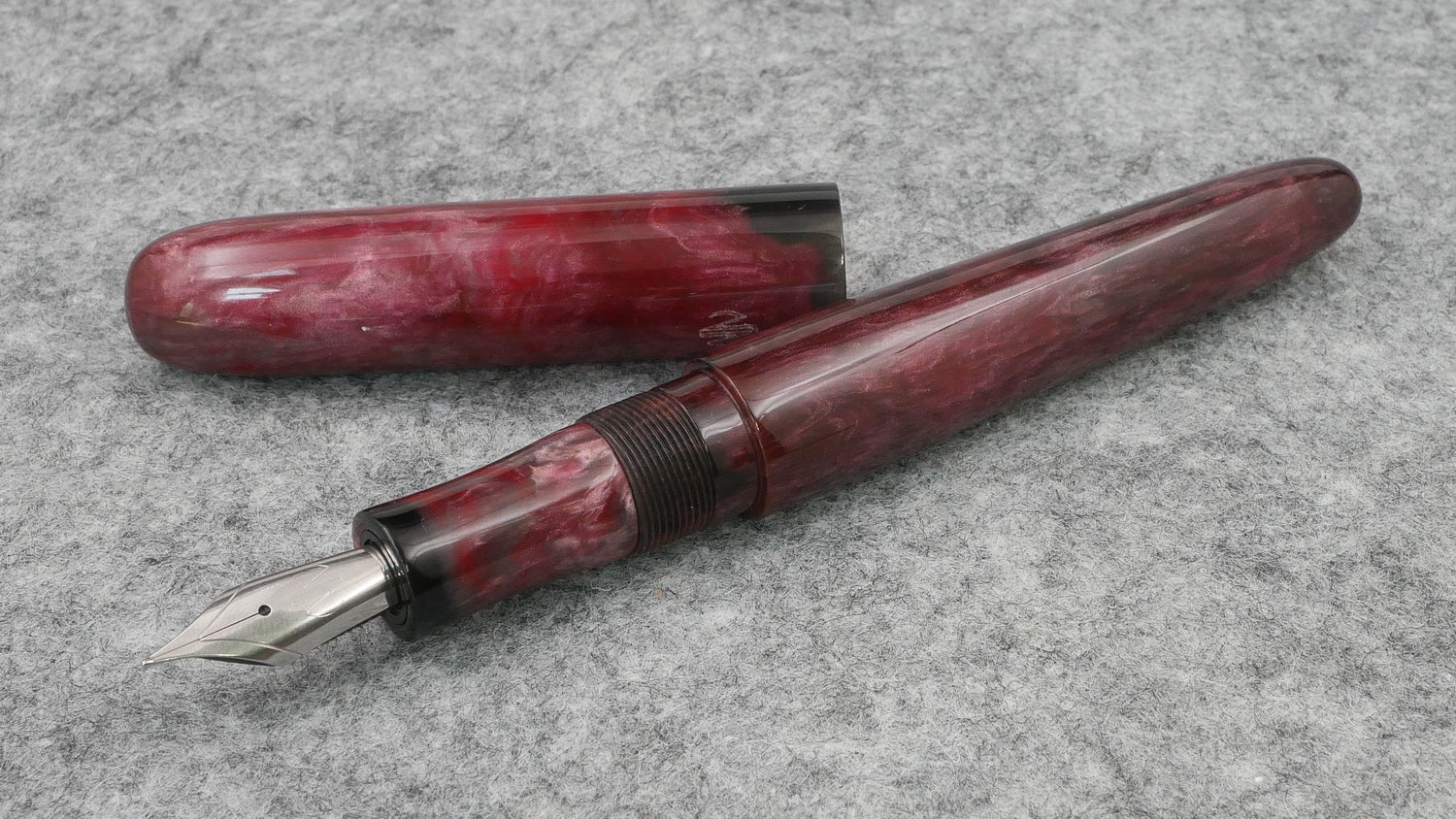 Majestic - Medium - D Squared Retro Arcade - #6 nib