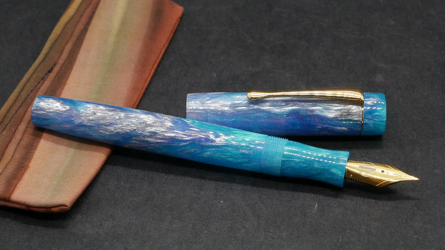 Orville - small - Motor City Pen Co Sky Blue resin (traces of purple)- clip - #6 nib