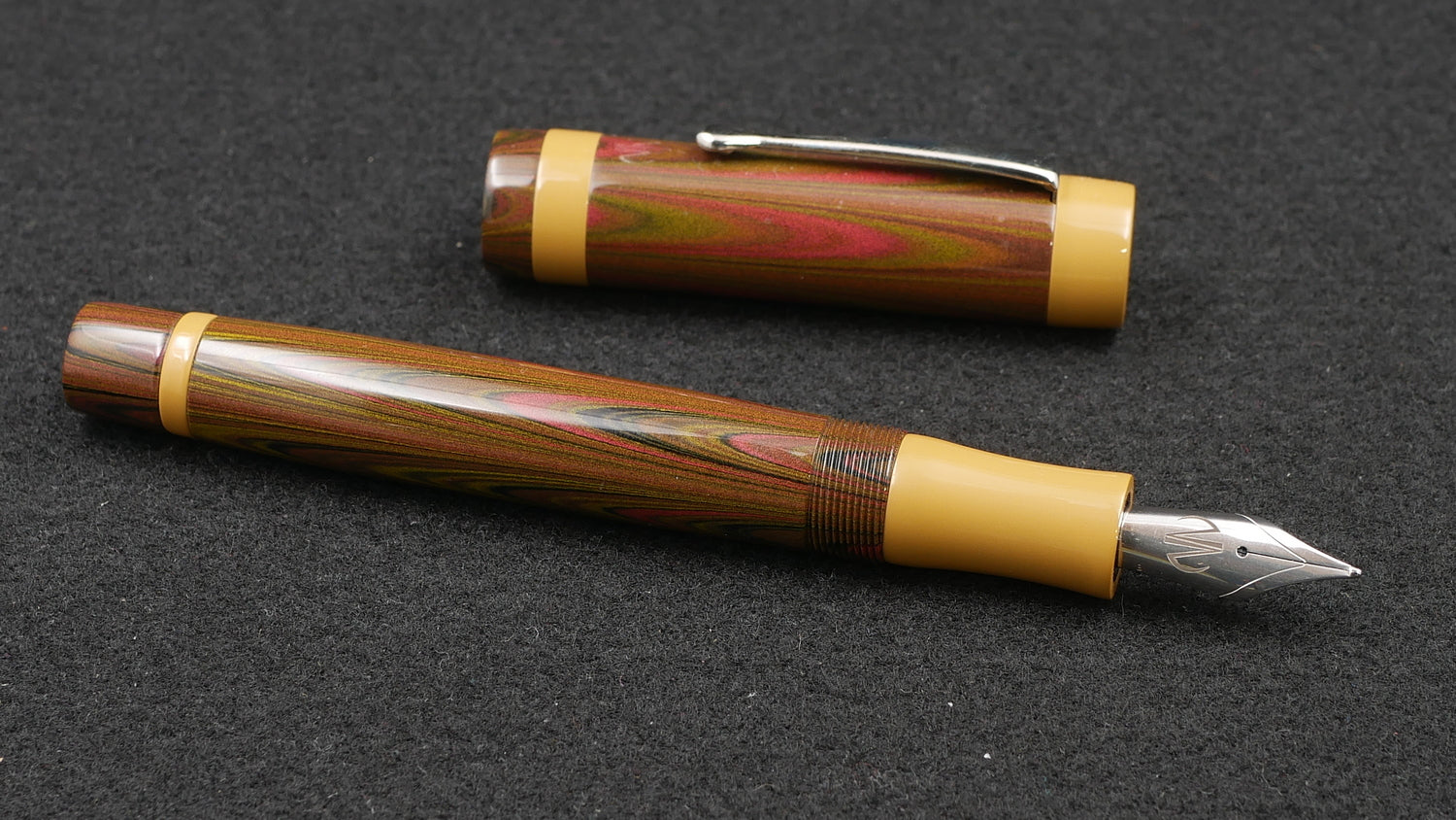 Orville - Medium - Nikko Autumn and SEM honey ebonite - clip - Jowo #6 nib