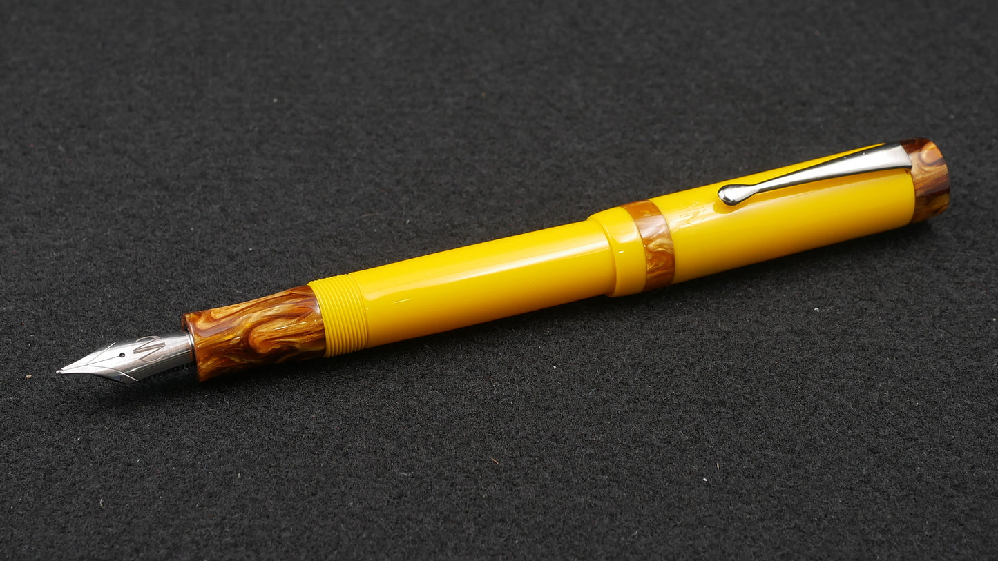 Orville - Medium - Corrl Creations Yellow & Tortoise resin - clip - Jowo #6 nib