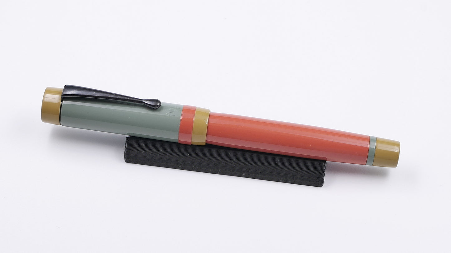 Orville - Small - SEM Reed Green, Yellow, and Orange ebonites, clip, Jowo #6 nib