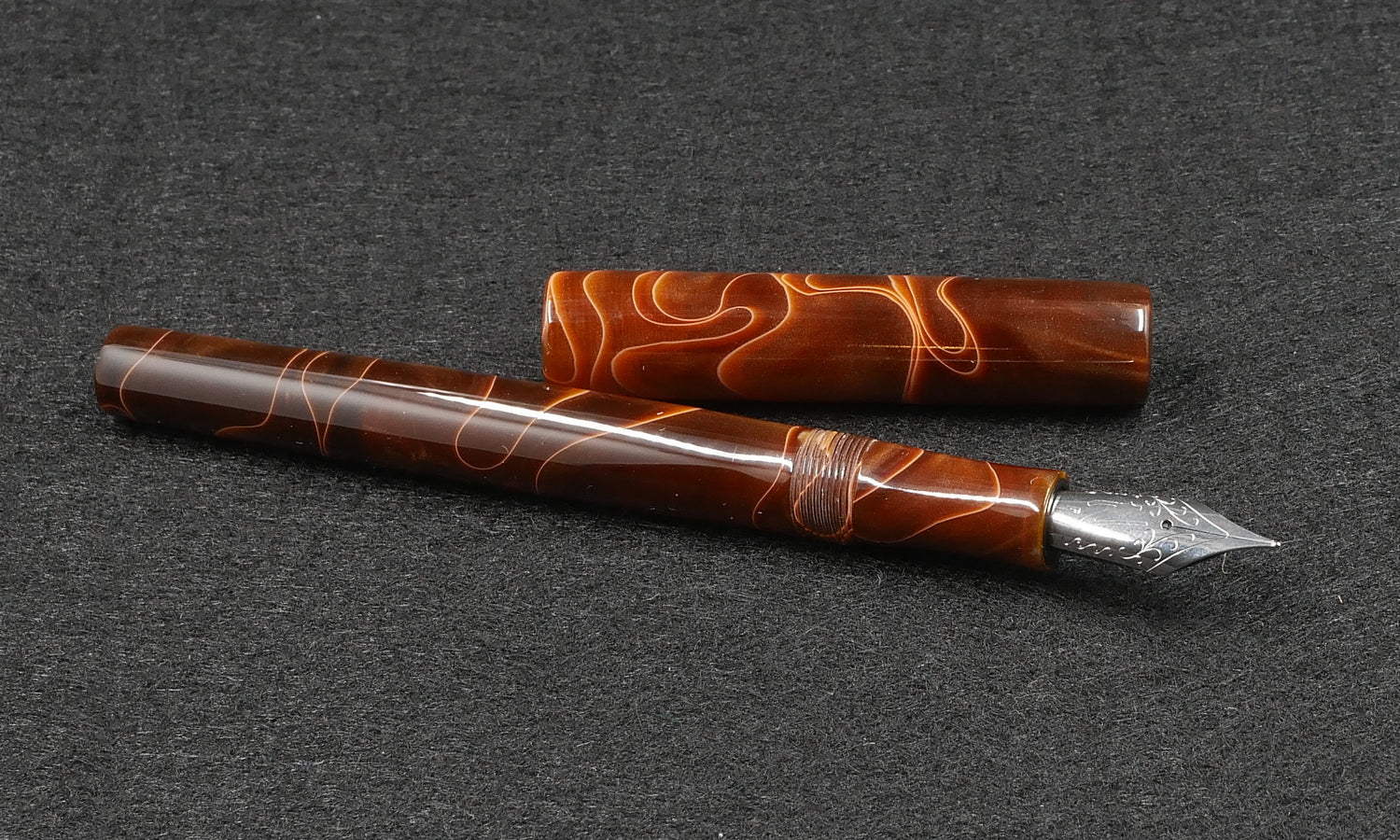 Orville - slim - Apricot acrylic - #6 nib