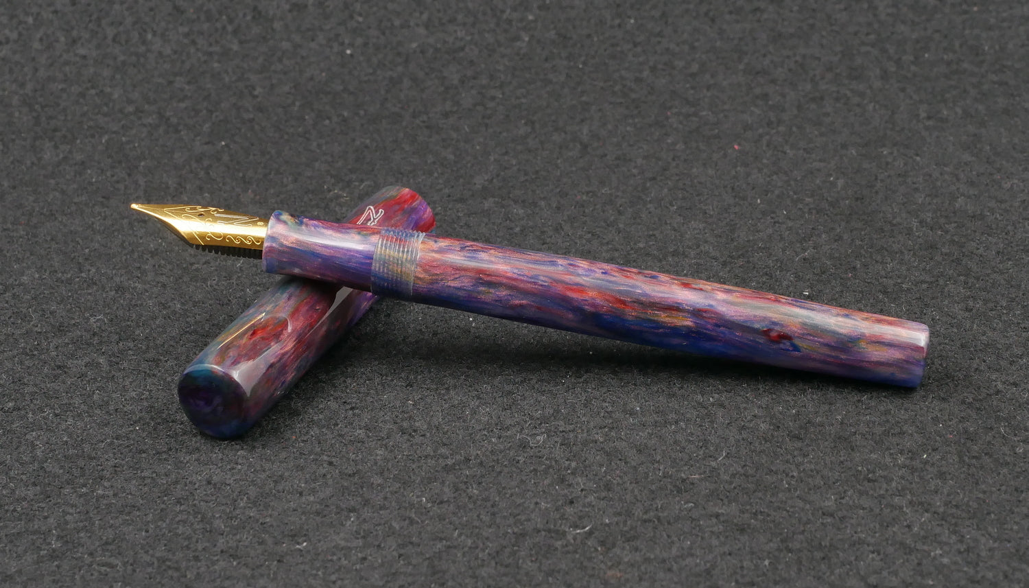 Orville - slim - Linear Purple resin - #6 nib