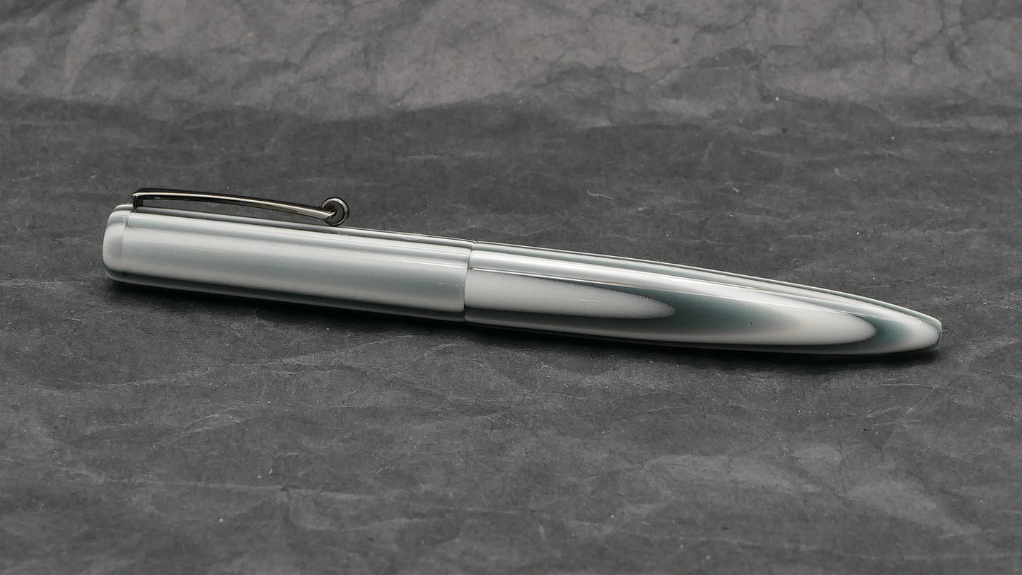 Preston fountain pen - slim - Black pinstripe acrylic - clip - Jowo #6 nib