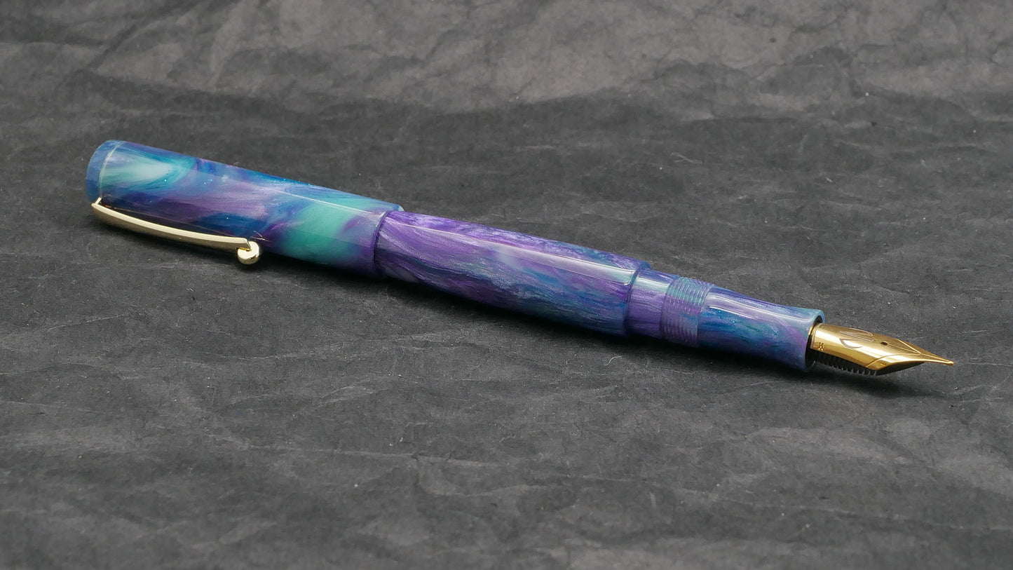 Preston fountain pen - slim - D Squared Arts Glacial Borealis resin - clip - Jowo #6 nib
