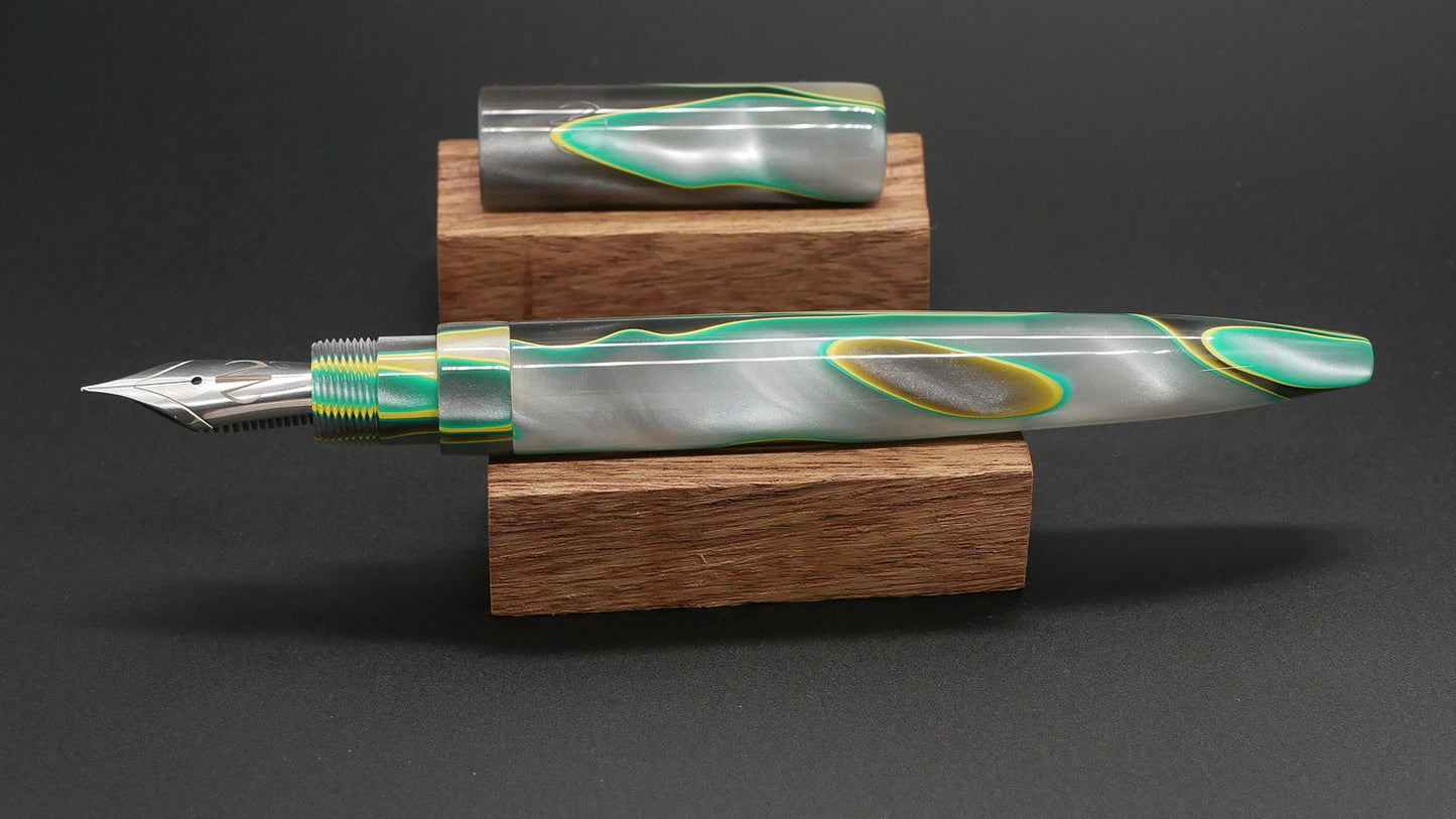 Preston fountain pen - slim - Long - Electric Storm acrylic - Jowo #6 nib