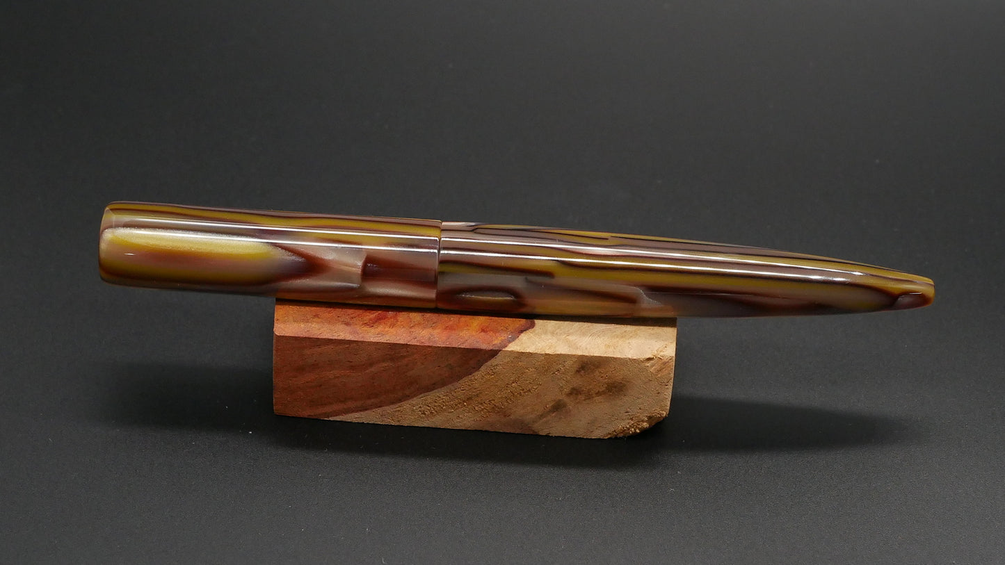 Preston fountain pen - slim - Mid - Wavy Maple cellulose acetate - Jowo #6 nib - Short carts only