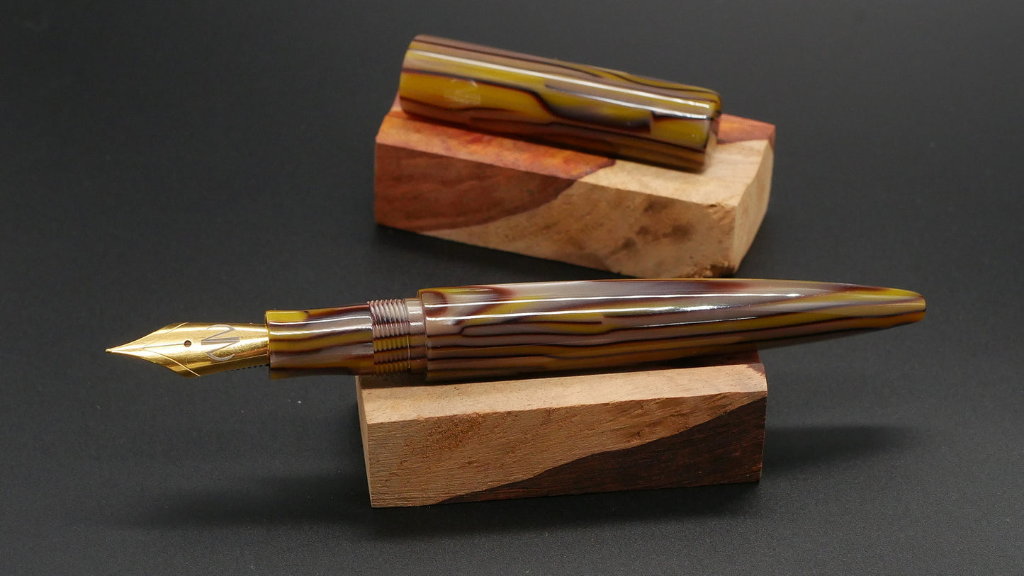 Preston fountain pen - slim - Mid - Wavy Maple cellulose acetate - Jowo #6 nib - Short carts only