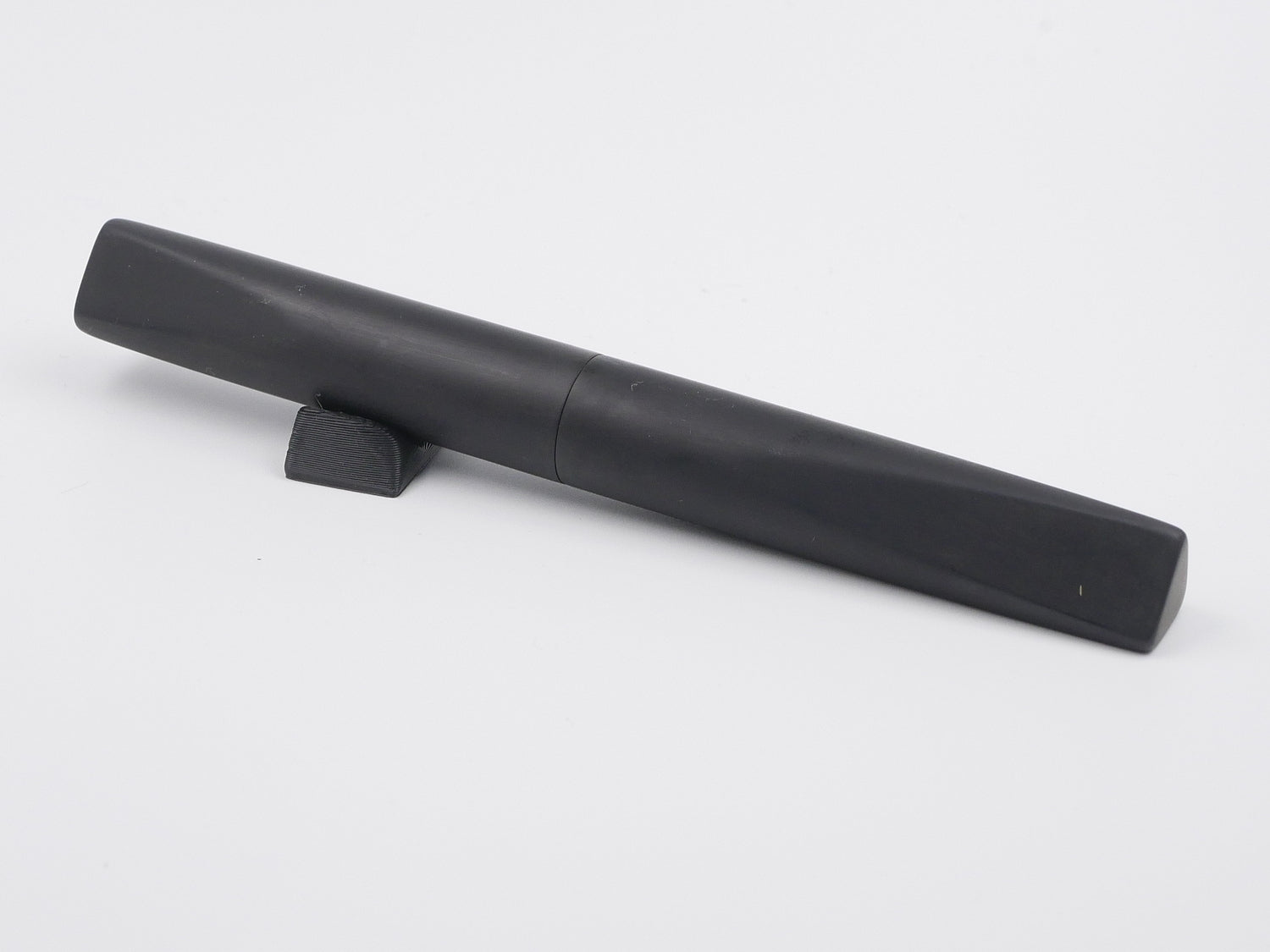 Prospector - Medium - German Black ebonite - Jowo #6 nib