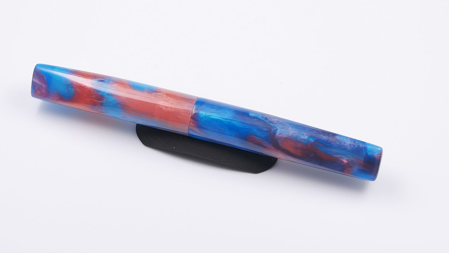 Prospector - Medium - D Squared Arts Violet Dust resin - Jowo #6 nib