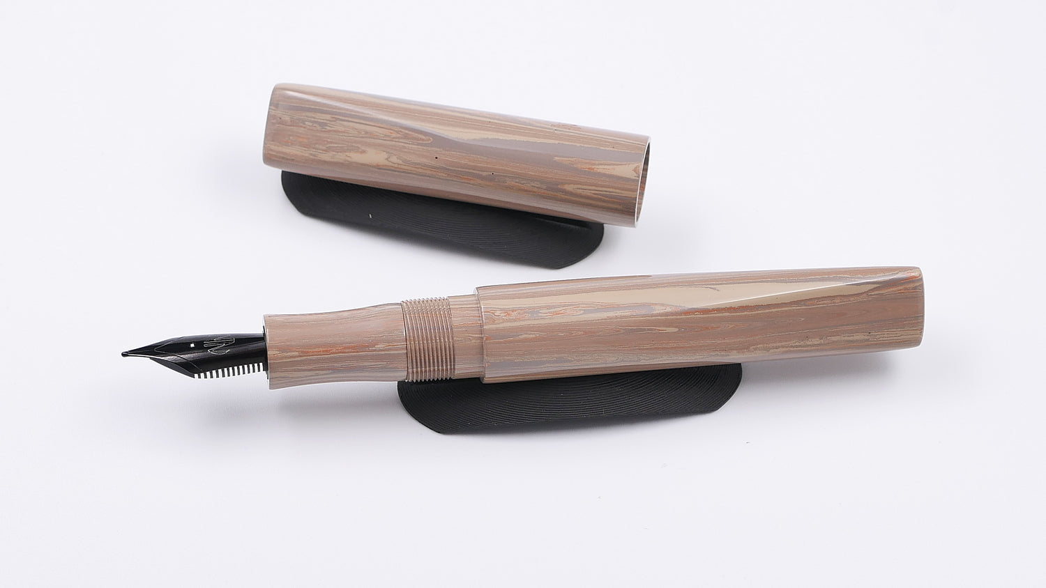 Prospector - Medium - NYH Apple Cake ebonite - Jowo #6 nib