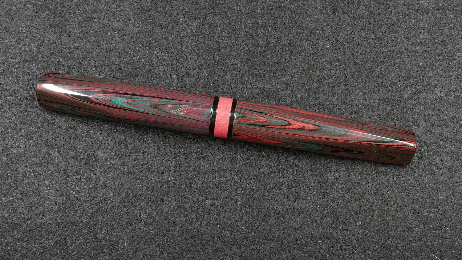 Prospector - Small - Nikko Dark Red-Green ripple and solid black ebonite - Jowo #6 nib