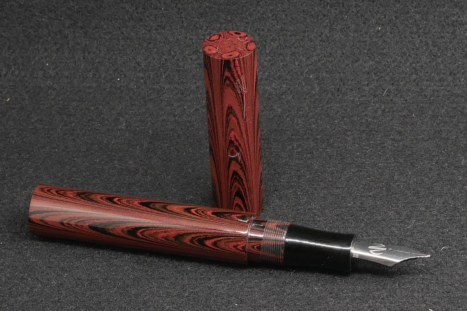 Shinobi - large - Nikko red ripple and solid black ebonite - Bock #8 nib