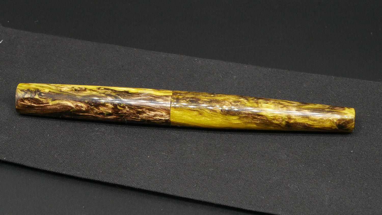 Townsend - Small – Brooks Old Bananas - #6 nib