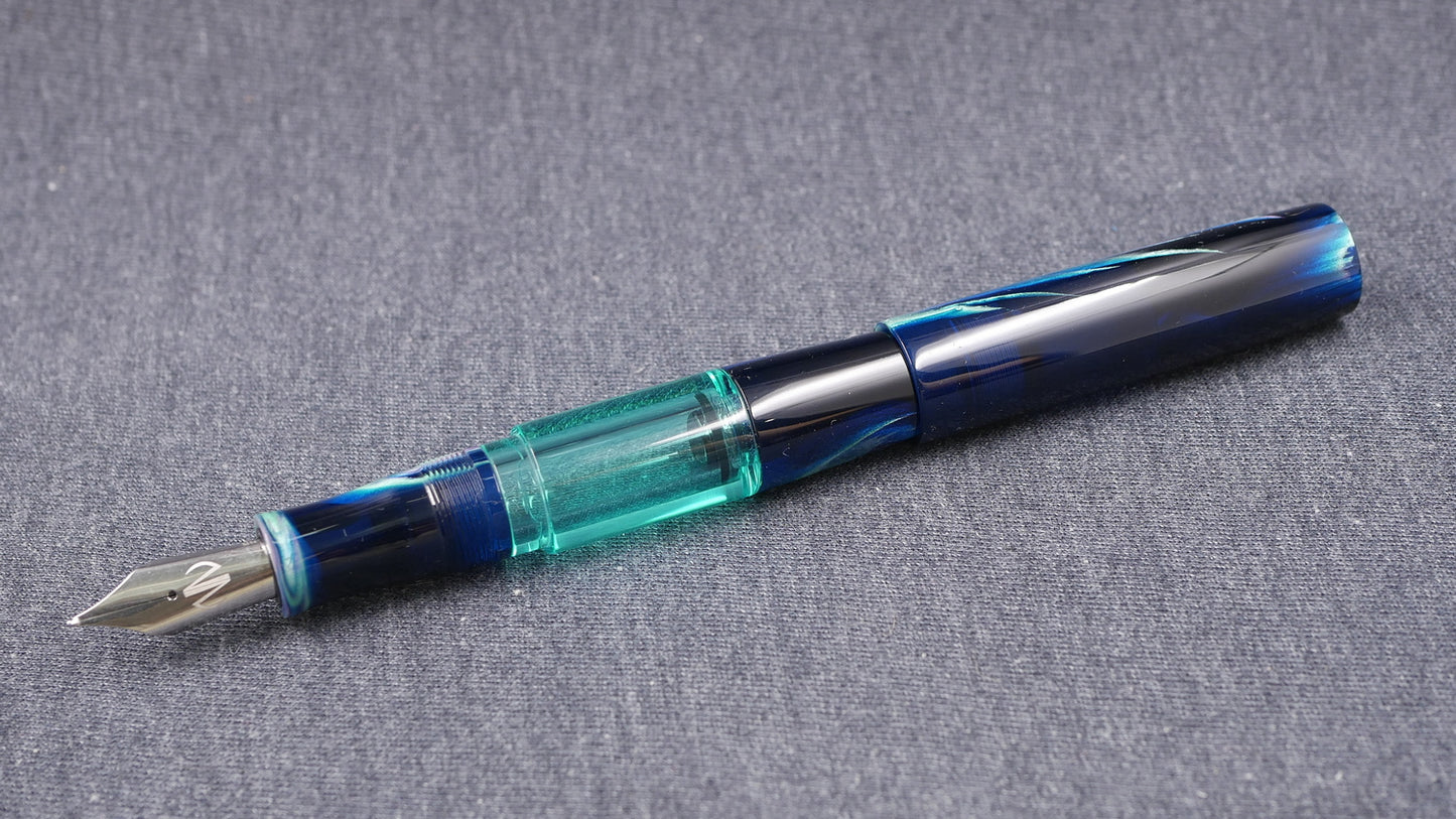 Townsend - Large – CORRL Cenote resin - syringe filler - #8 and #6 nib