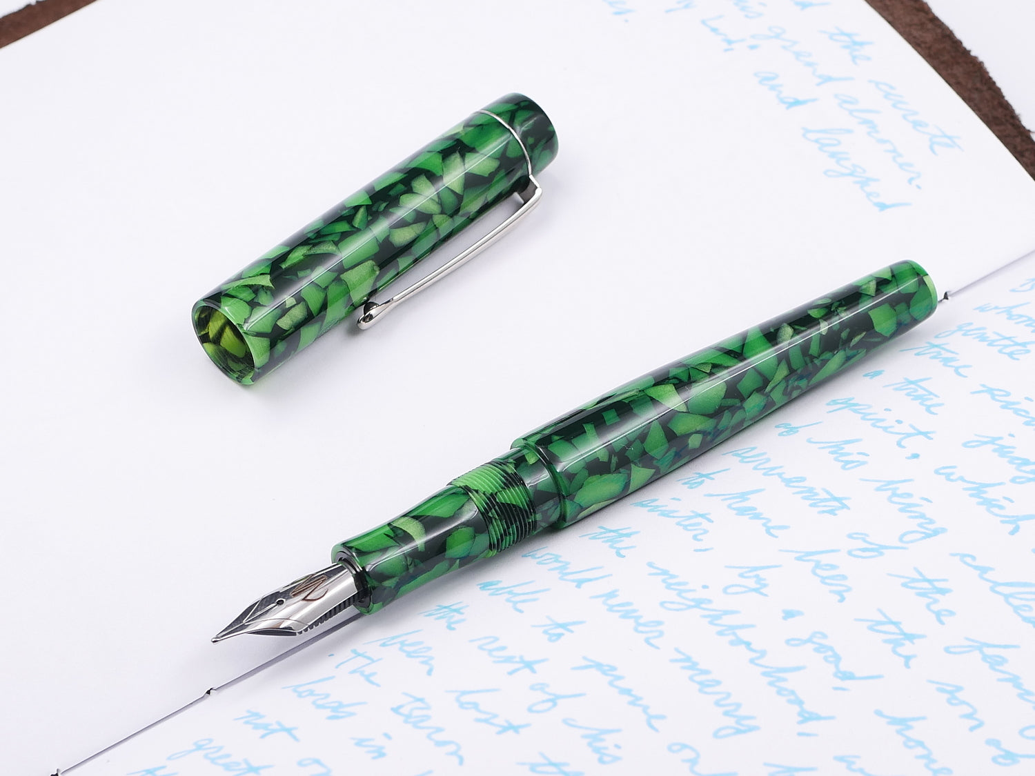 Townsend - Small – Toxic Green Chunk acrylic, clip, Jowo #6