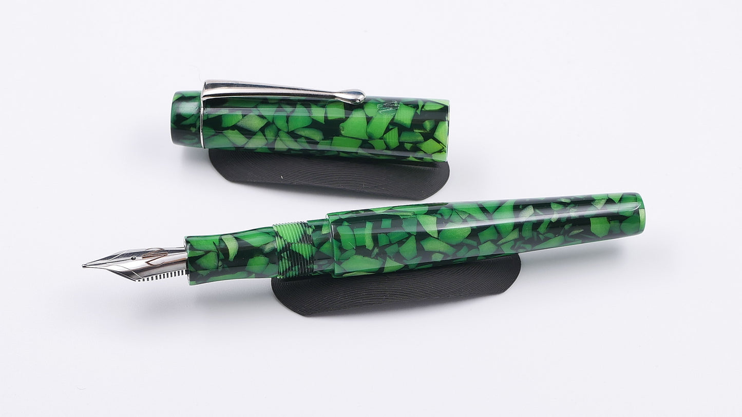 Townsend - Small – Toxic Green Chunk acrylic, clip, Jowo #6