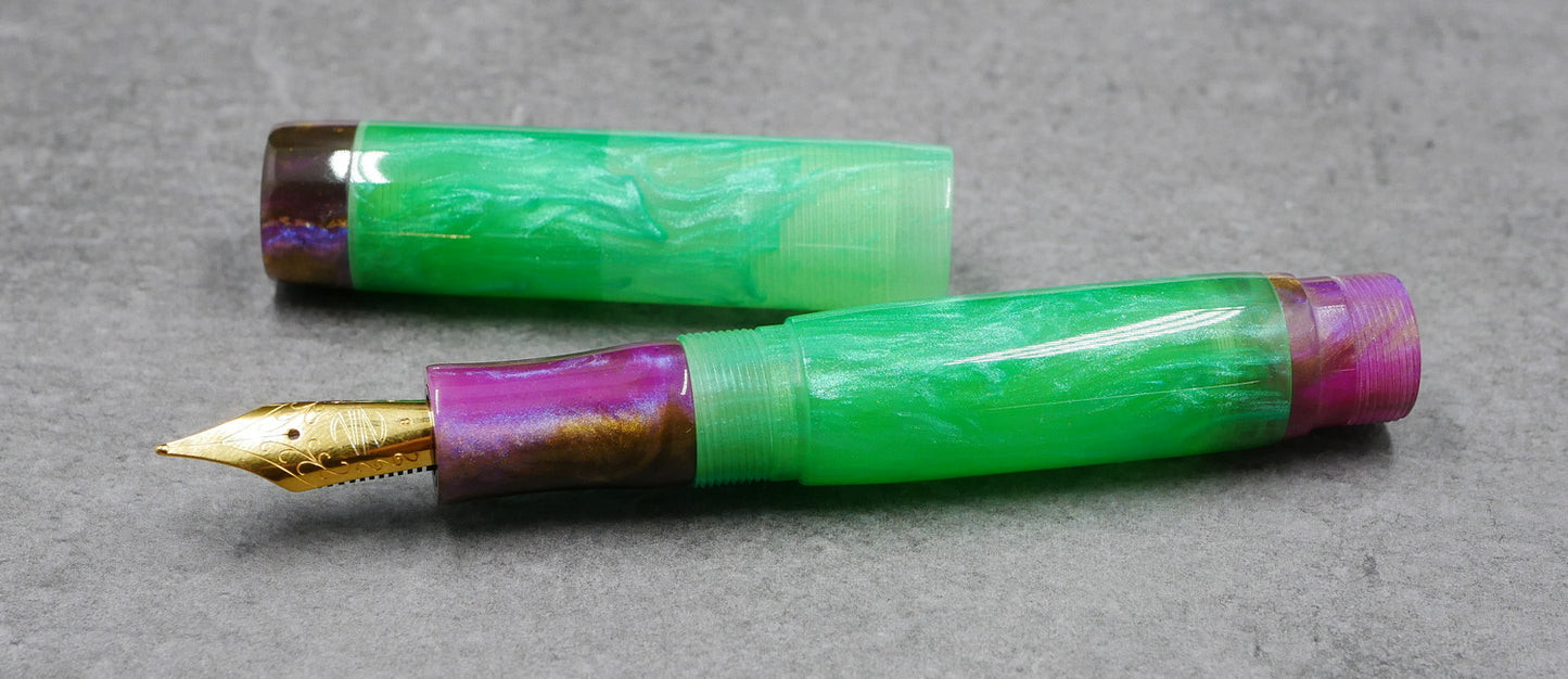 Como - Medium - D Squared Green and Purple/Gold resin - #6 nib