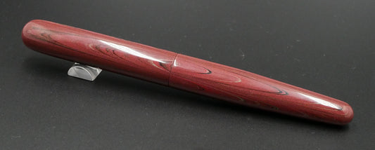 Majestic - Small - Nikko antique rose ebonite - #6 nib - -