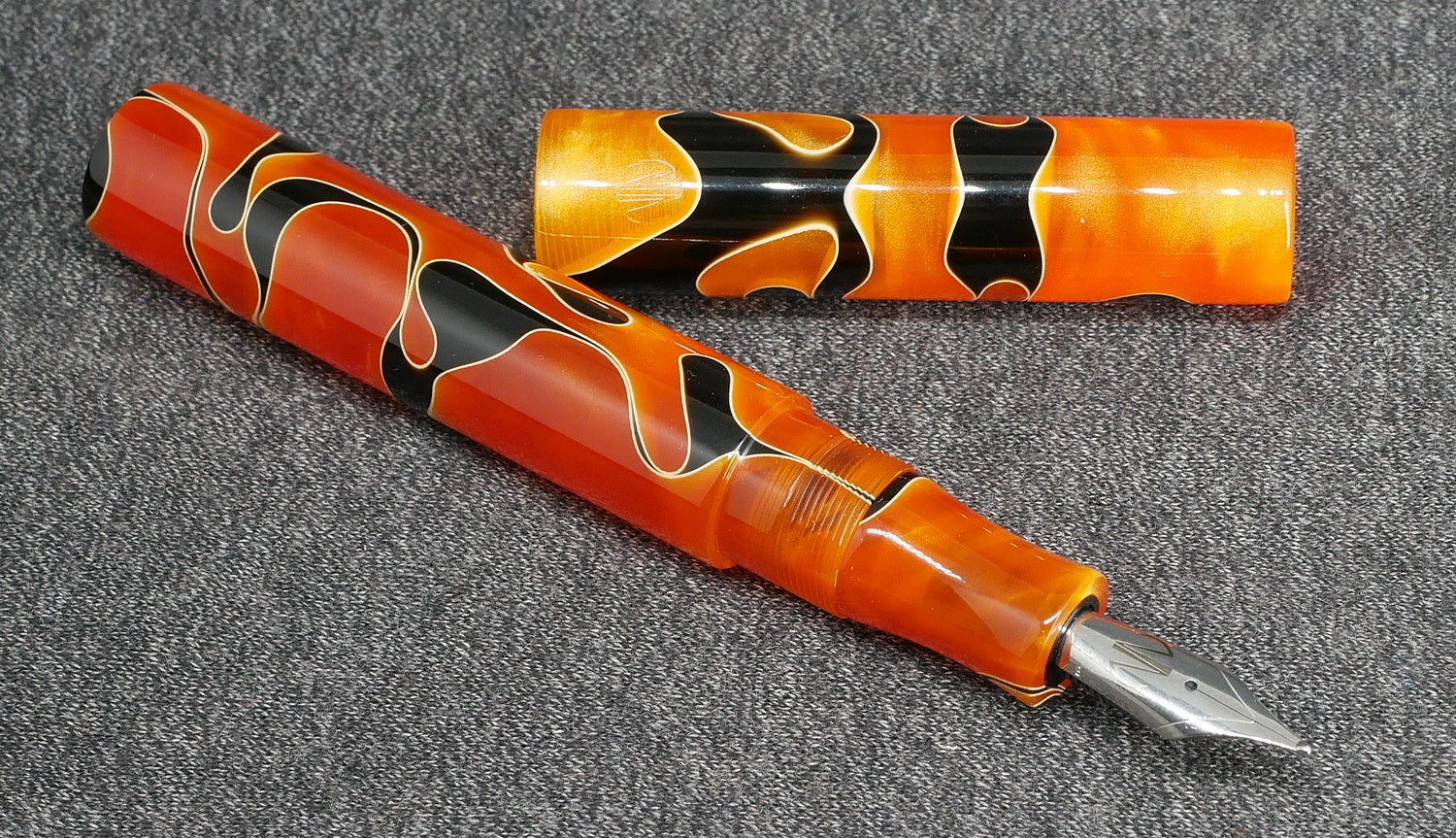 Eastman -Large –Halloween swirl acrylic - #6 nib