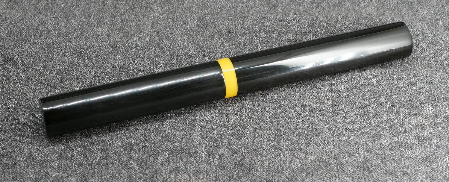 Eastman -Small – Black ebonite and yellow acrylic - #6 nib