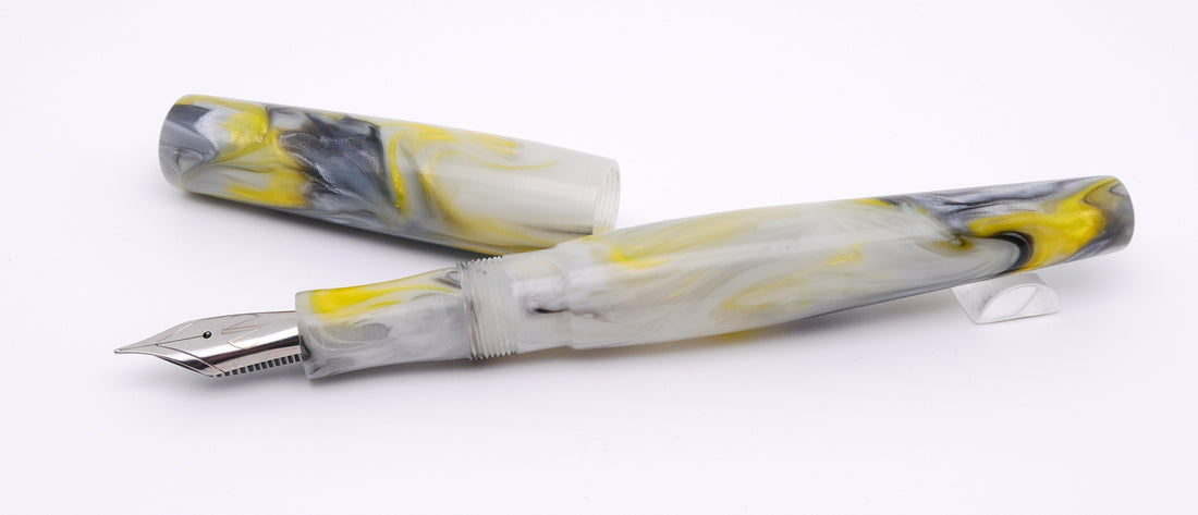 Elizabethan - Small- Corrl Creatons Mullein Moth - #6 nib