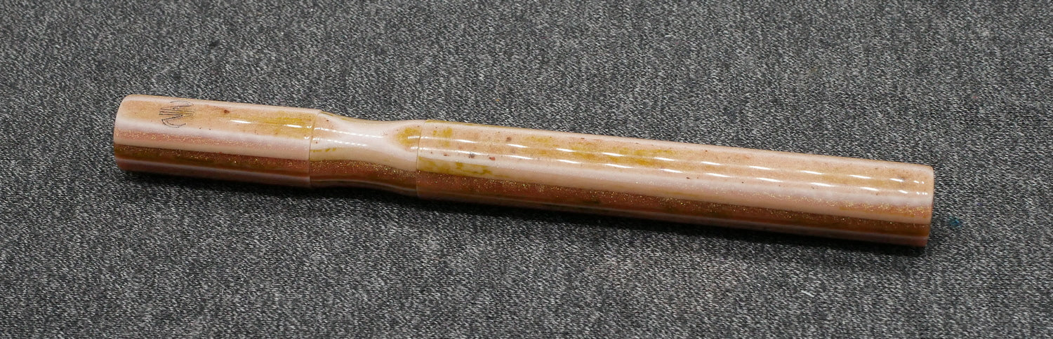 Hale - Small - D Squared Desert Strata resin -Bock #6 nib