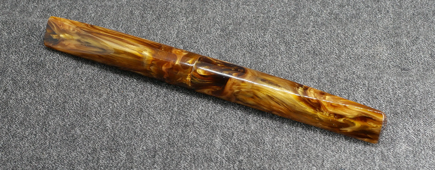 Prospector - Small – Corrl Creatons Tortoise - #6 nib