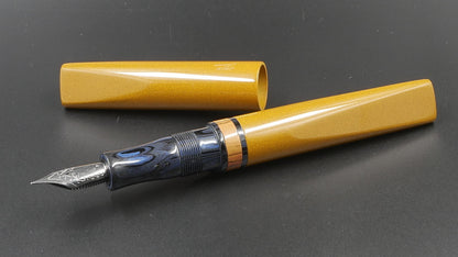 Prospector - Medium - Nikko Amber, SEM Midnight blue ebonites - Jowo #6 nib