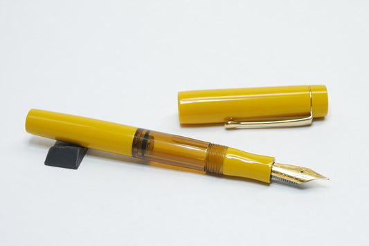 Orville - small - CORRL solid yellow resin - Jowo #6 - Syringe fill