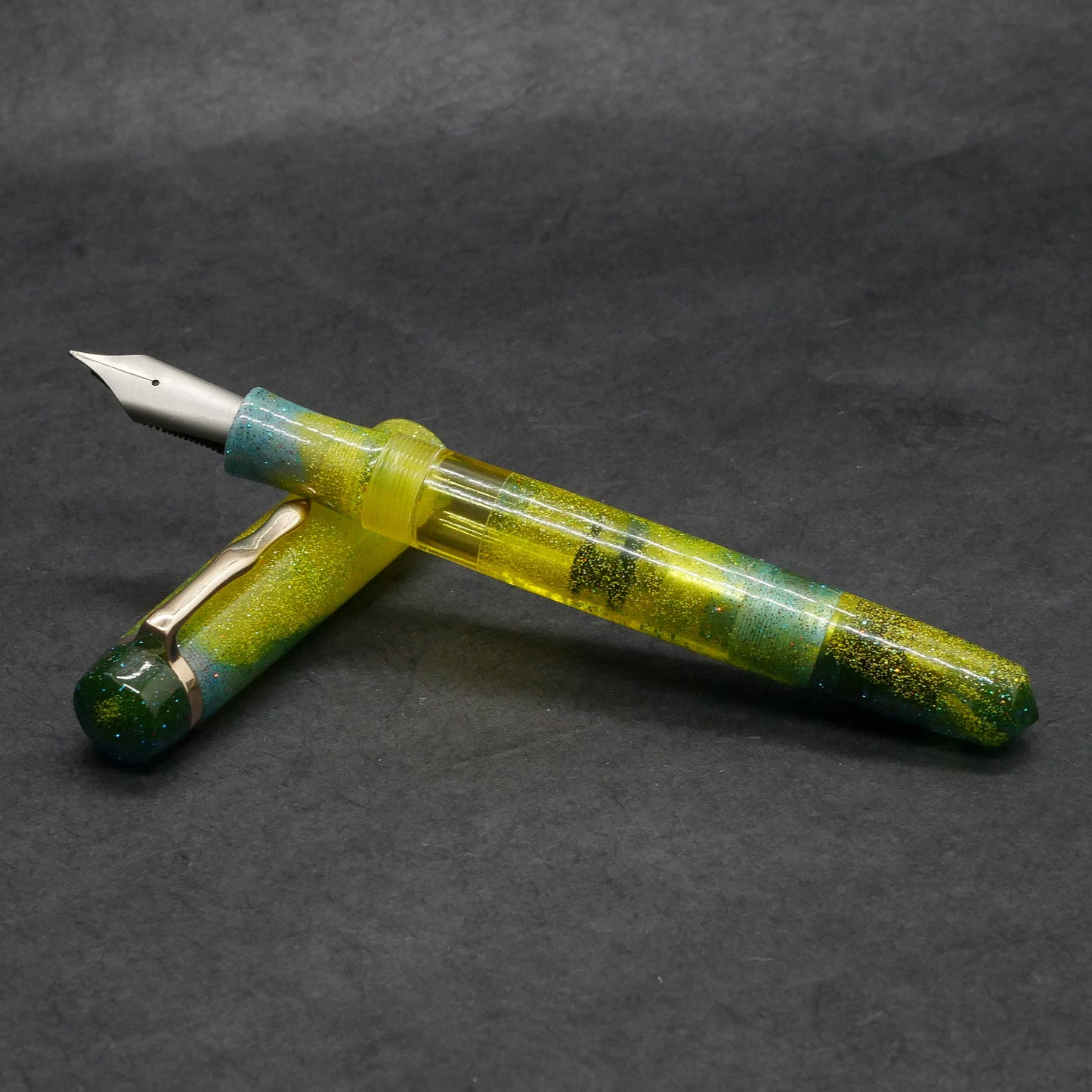 Knickerbocker - Medium - D Squared Arts Acid Bath resin, yellow acrylic window - cast clip - piston -  Bock #8 nib