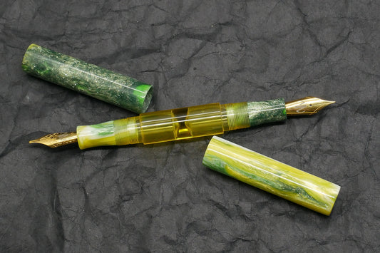 Eastman Palindrome -Small – Betwixt Between Daffodils in Snow resin, yellow clear barrel - 2 #6 nibs