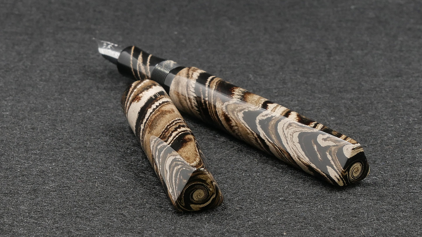 Prospector - Small - Nikko Coffee & Cream swirl ebonite - Jowo #6 nib