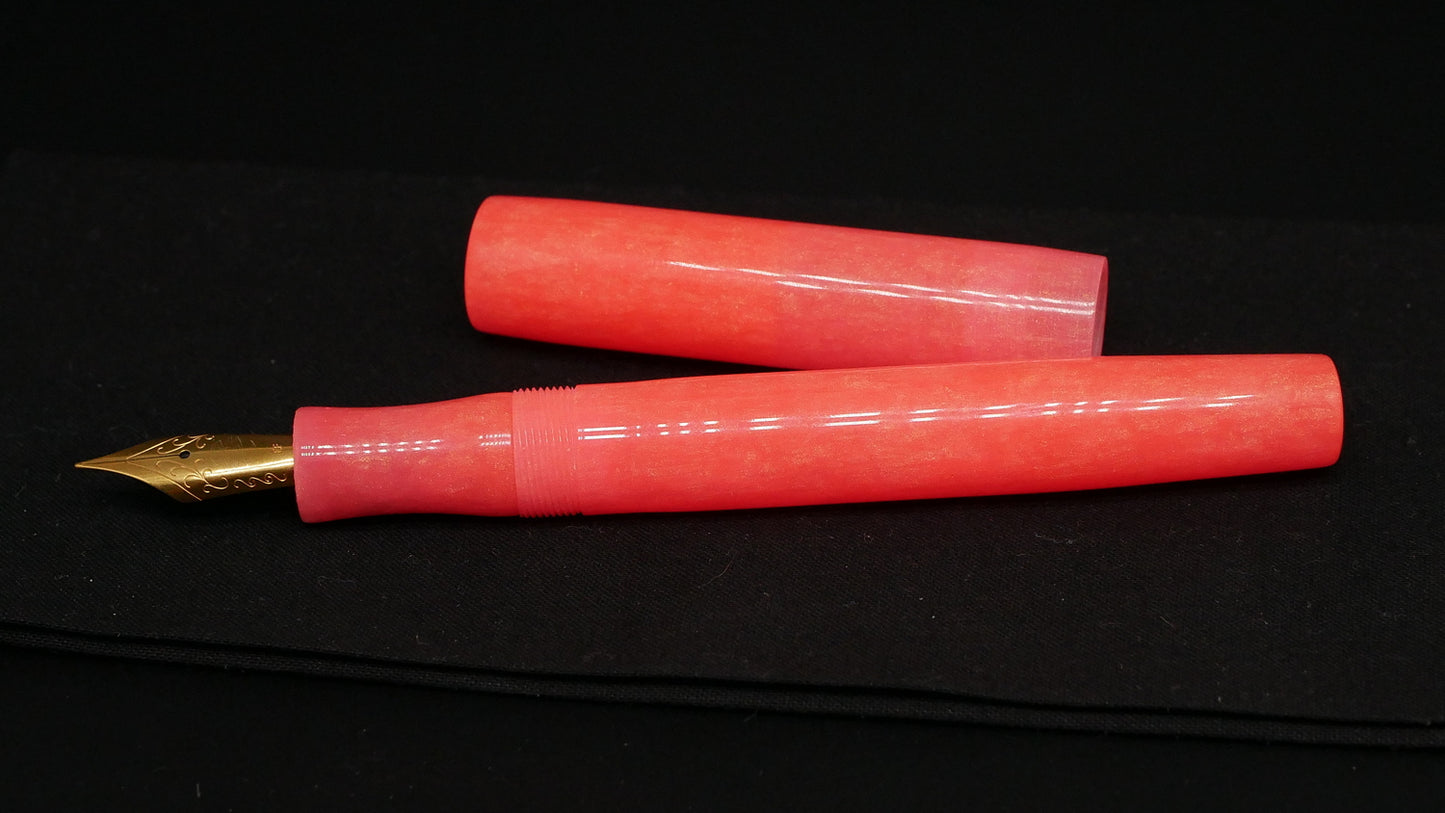 Orville - Medium - Pasqualle Shifting Pink resin - #6 nib