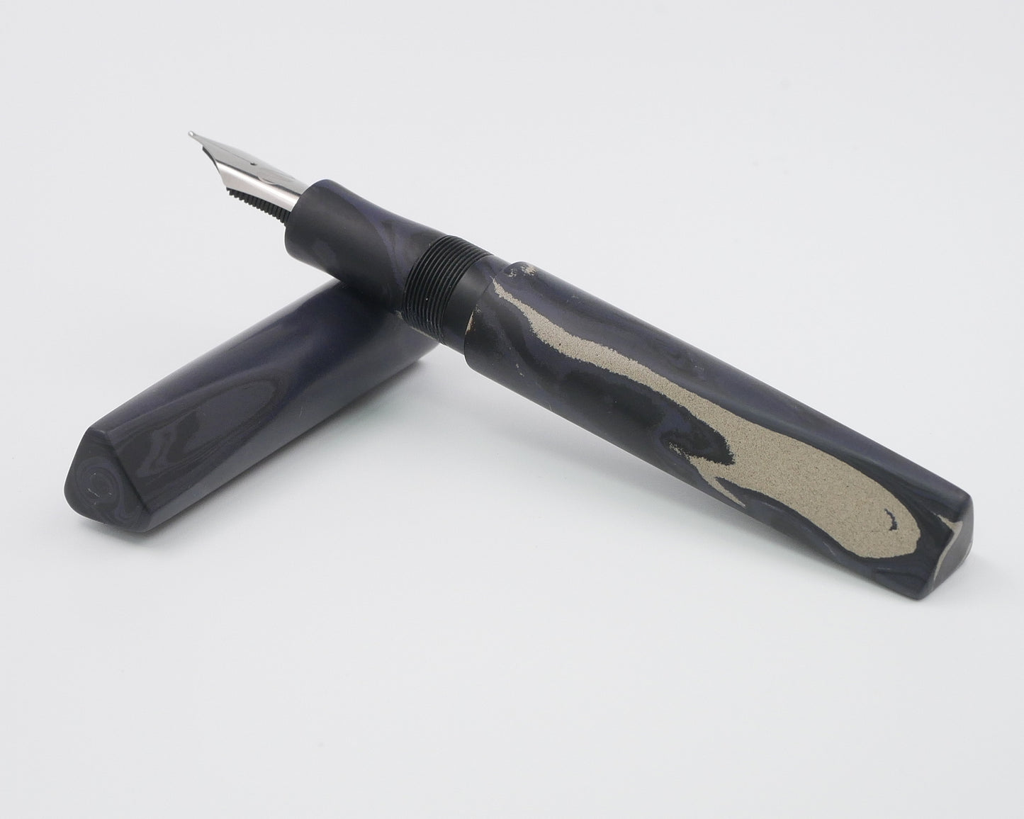 Prospector - Large - Nikko Dark Purple, white & black ebonite - Bock #8 nib