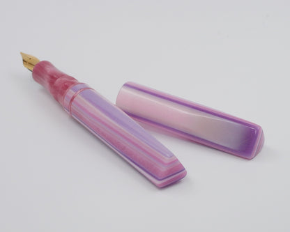 Prospector - Medium - D Squared Arts Candy Stiper & Solid Pink resins - Jowo #6 nib