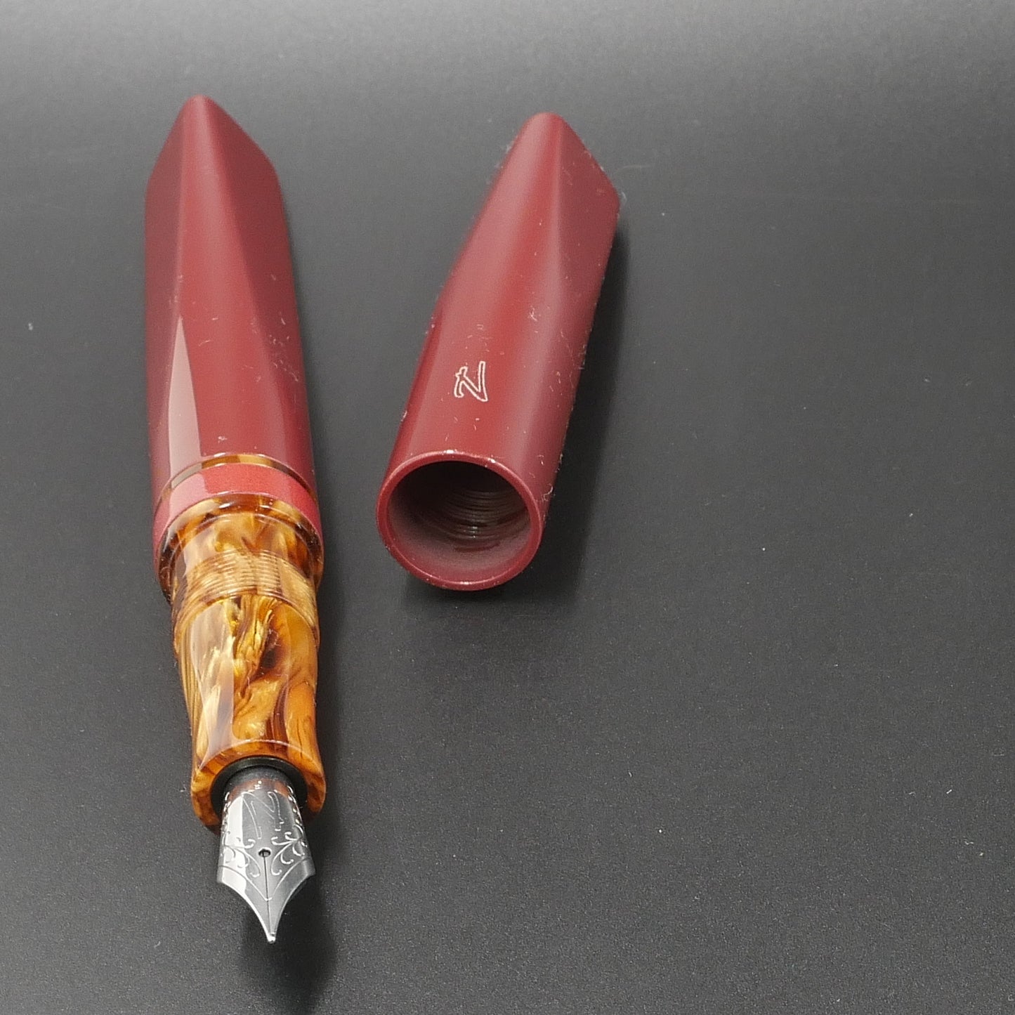 Prospector - Medium - Corrl Creations Urushi Red and Tortoise resins - Jowo #6 nib