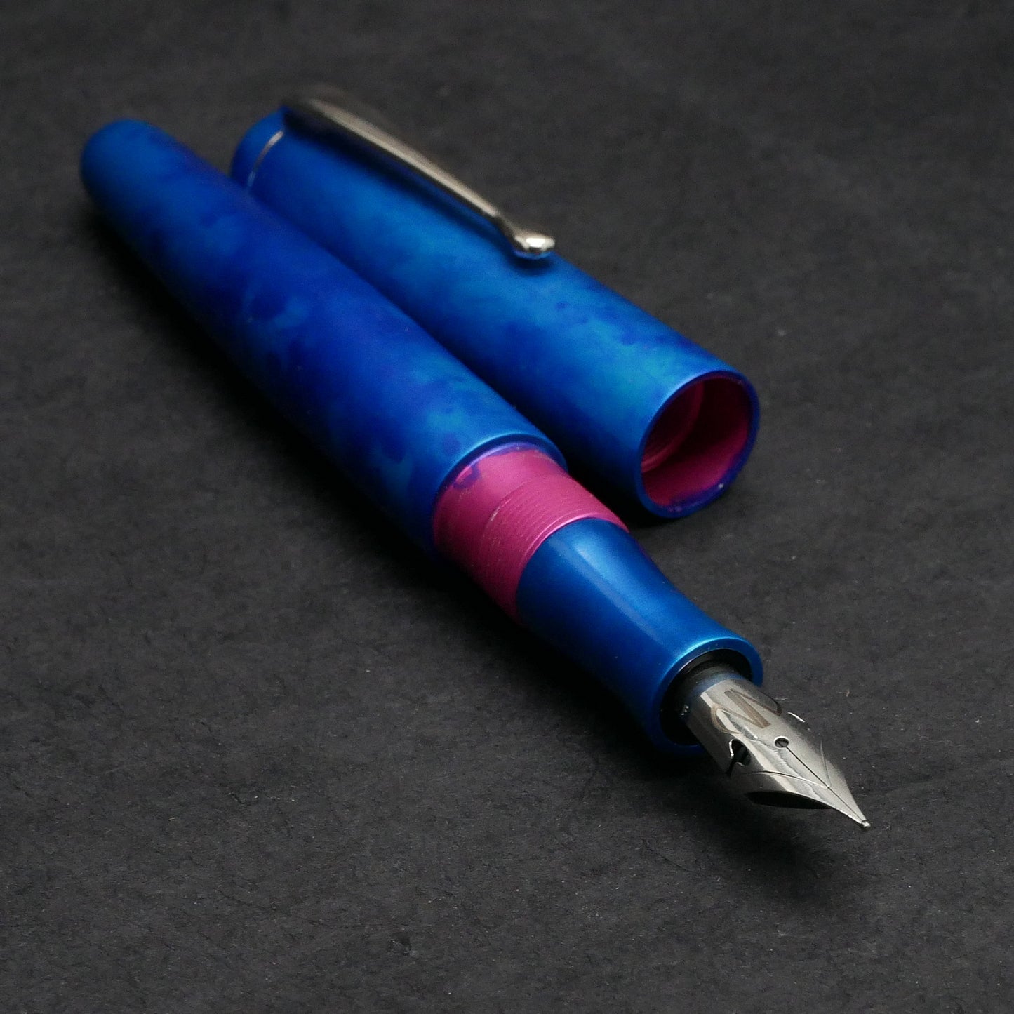 Majestic - Small - Ashley Anodized Aluminum Blue & Hot Pink - clip - #6 nib