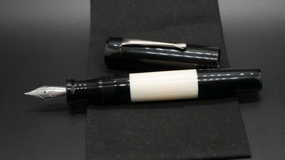 Orville - oversize - Black and ivory acrylic, doublet - clip - #6 nib