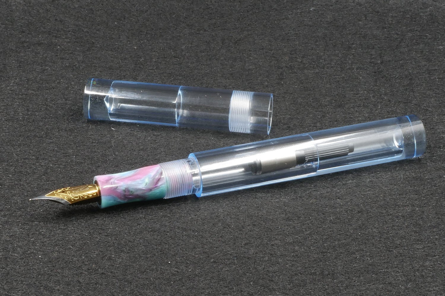 Shinobi - small - Clear blue and CORRL Creations resin section - Jowo #6 nib