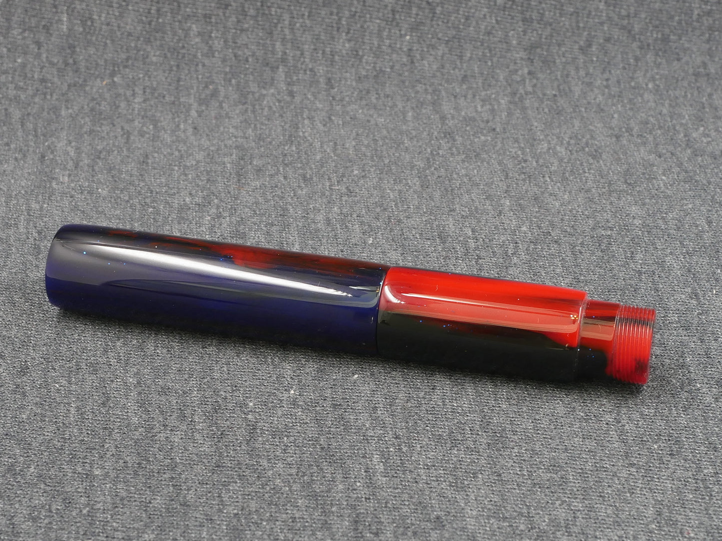 Como - Medium -  D Squared Red and Blue resin- Jowo #6 nib